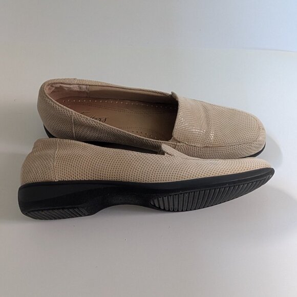 Trotters Women's Jenn Mini Loafer, gold/beige color, size 8.5 slim - Picture 3 of 7